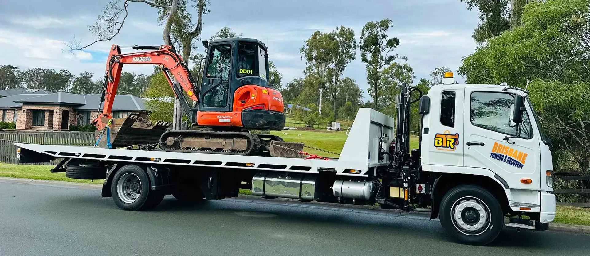 Heavy machinery transport and recovery in Brisbane
