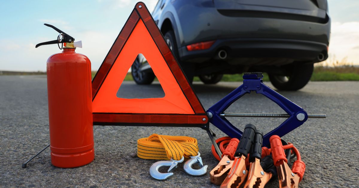 Emergency Tool Kit for Car: 10 Must-Have Tools for a Safe Driving Experience