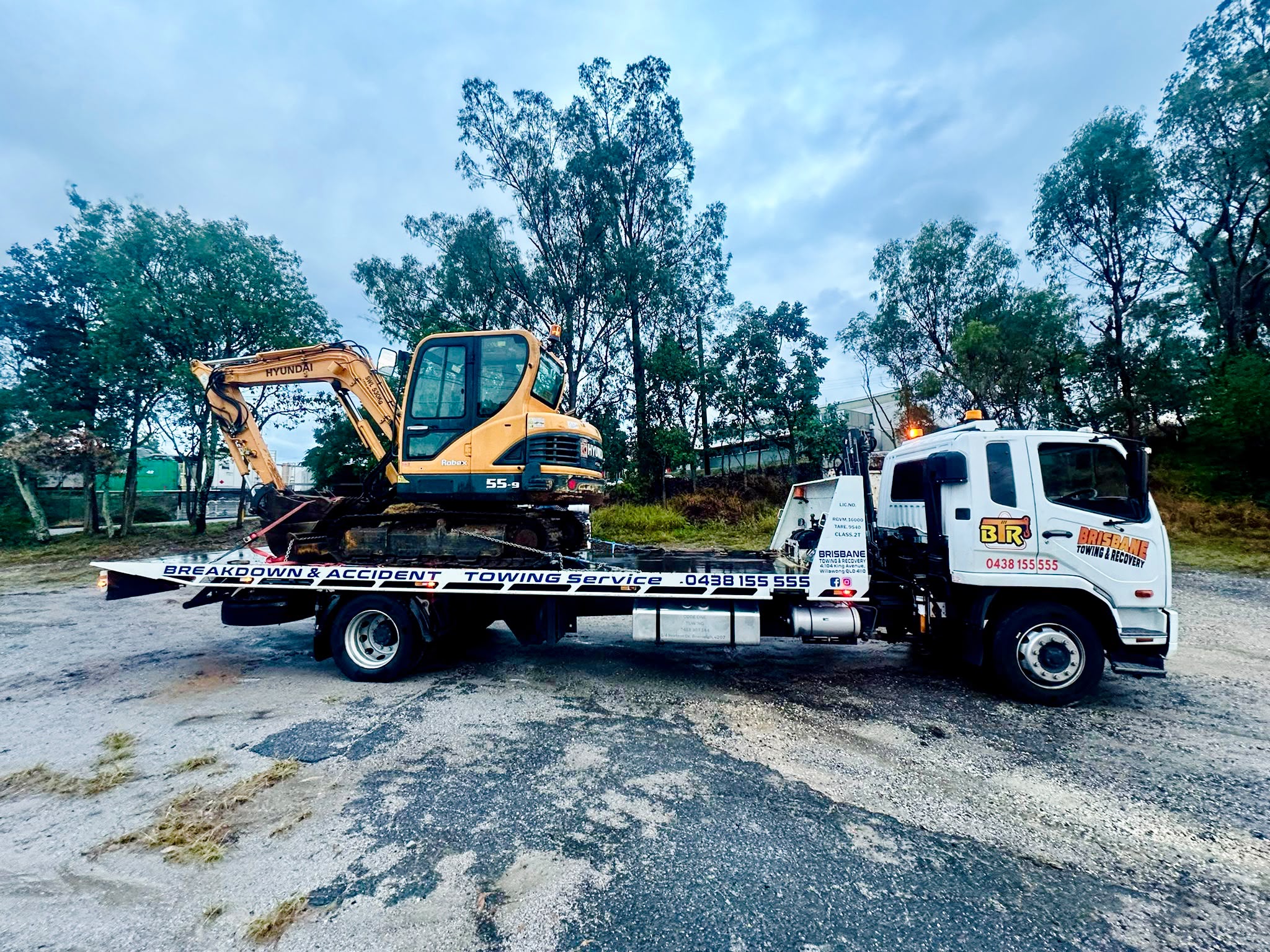 Excavator Towing & Transport: Weight Limits and Permits in QLD