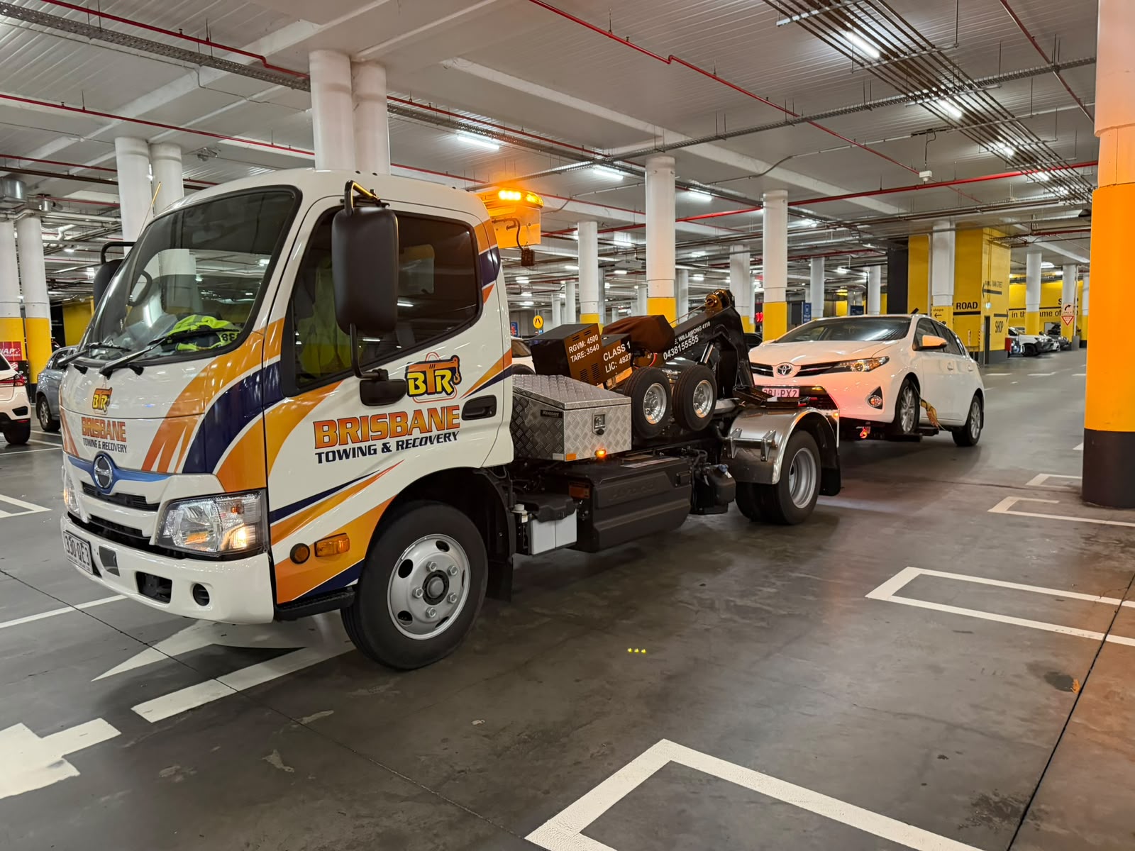 Tow for Underground Parking Car Recovery in Brisbane: 7 Things to Keep in Mind
