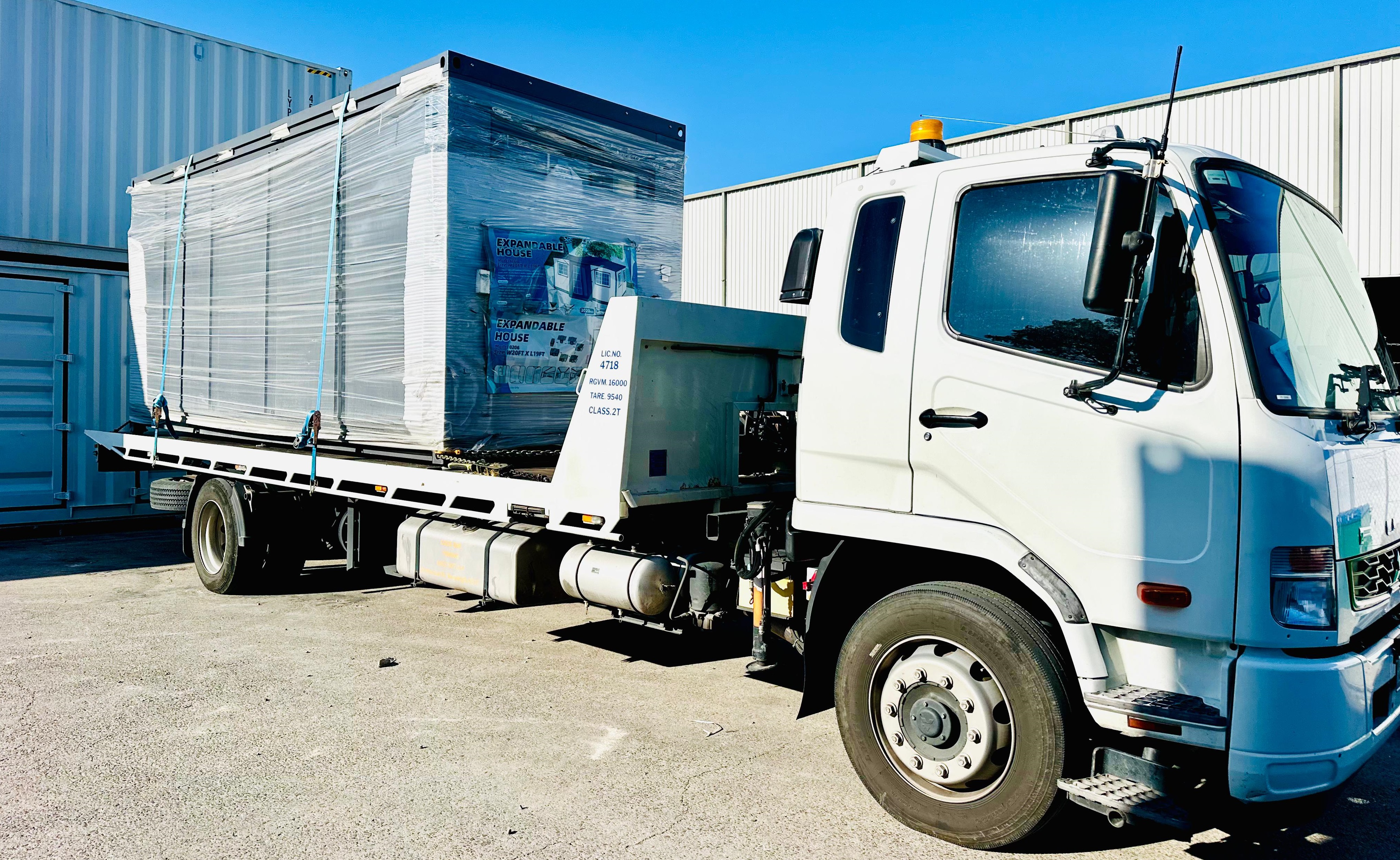 Types of Shipping Containers and How to Transfer Them 