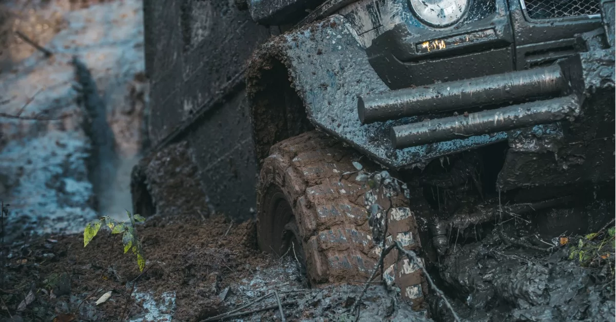 4WD Stuck In Mud: What To Do and Who To Call In Brisbane - Brisbane towing and recovery guide